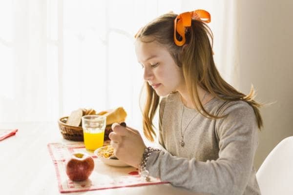 10 پیشنهاد عالی برای درست کردن یک صبحانه خوشمزه و مقوی برای بچه‌ها