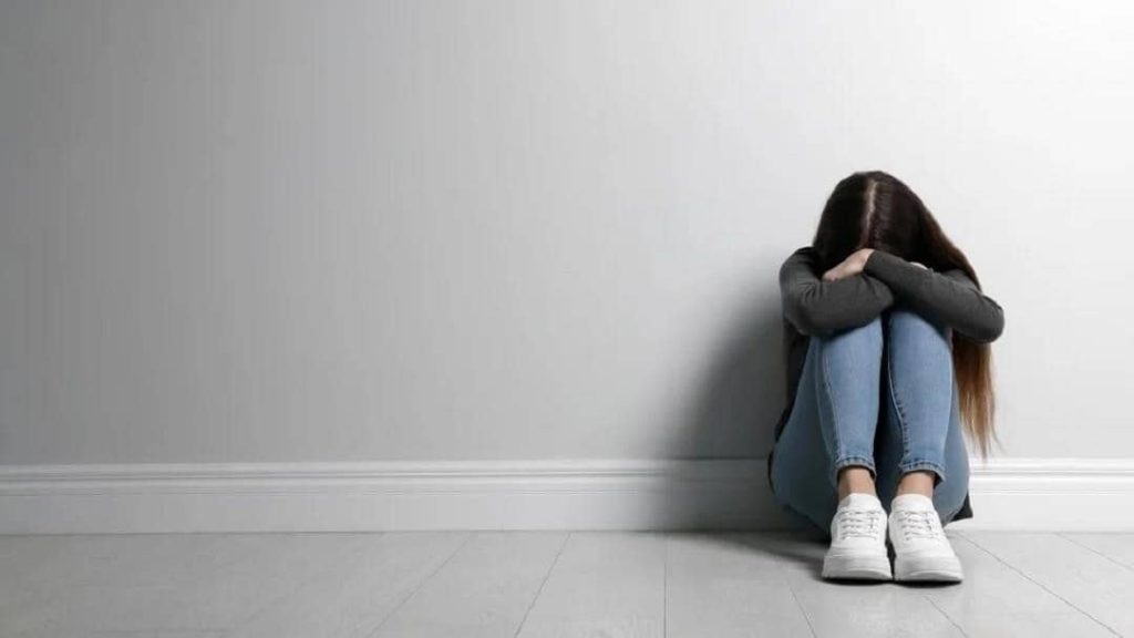 علائم افسردگی در نوجوانان
