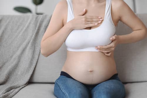 حساسیت سینه در دوران بارداری چیست
